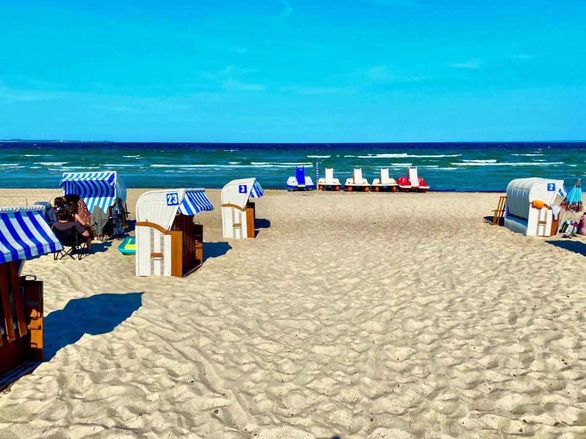 Casa Raphael Direkt Am Scharbeutzer Strand 外观 照片